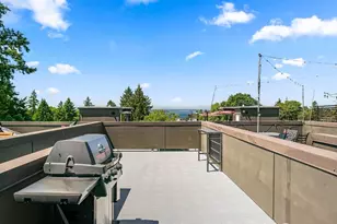 6911 California Ave SW, Seattle, WA 98136 - Photo 4