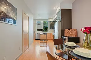 6911 California Ave SW, Seattle, WA 98136 - Photo 8