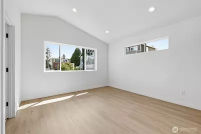 2611 NW 87th Street, Seattle, WA 98117 - Photo 22