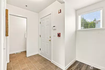 901 E Marine View Drive #104, Everett, WA 98201 - Photo 28