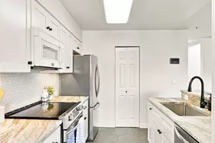 901 E Marine View Dr, Everett, WA 98201 - Photo 10