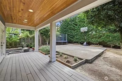 3127 Broadway E, Seattle, WA 98102 - Photo 32