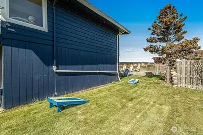 2577 Sunlight Beach Road, Clinton, WA 98236 - Photo 26