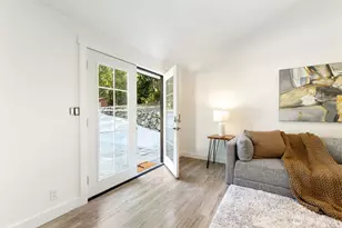 5769 Blakely Ave NE, Bainbridge Island, WA 98110 - Photo 4