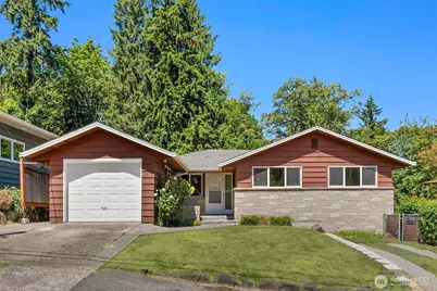 2012 NE 127th Street, Seattle, WA 98125 - Photo 2