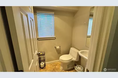 3500 E Lake Sammamish Parkway SE #7-102, Sammamish, WA 98075 - Photo 10