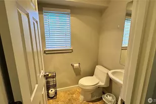 3500 E Lake Sammamish Pkwy SE, Sammamish, WA 98075 - Photo 10