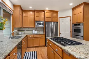 1530 267th Pl SE, Sammamish, WA 98075 - Photo 10