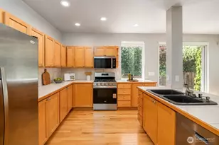 28011 Maple Ridge Way SE, Maple Valley, WA 98038 - Photo 8