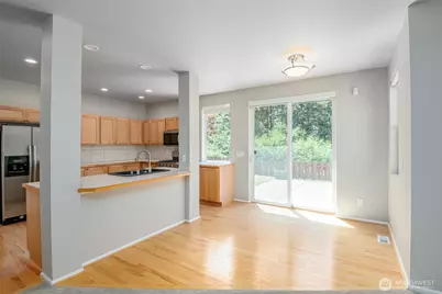 28011 Maple Ridge Way SE, Maple Valley, WA 98038 - Photo 12
