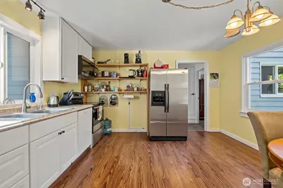 2001 30th Street, Bellingham, WA 98225 - Photo 20