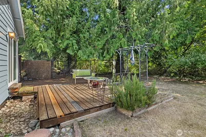 2001 30th Street, Bellingham, WA 98225 - Photo 28
