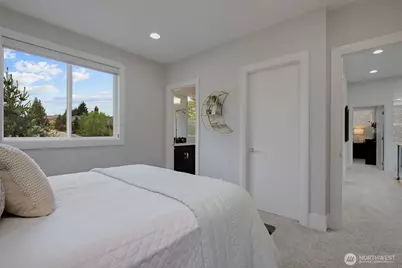 1527 Lyons Avenue NE, Renton, WA 98059 - Photo 30
