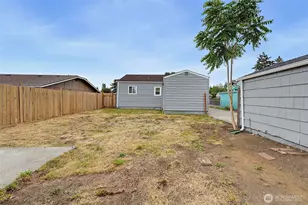 703 117th St S, Tacoma, WA 98444 - Photo 20