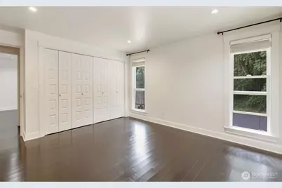 17120 NE 2nd Place, Bellevue, WA 98008 - Photo 14