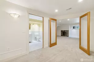 17120 NE 2nd Pl, Bellevue, WA 98008 - Photo 20