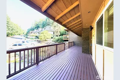 17120 NE 2nd Place, Bellevue, WA 98008 - Photo 24