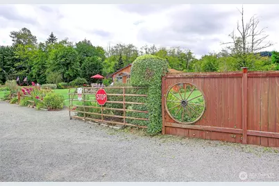 20385 State Route 9, Mount Vernon, WA 98274 - Photo 40