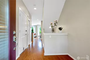 162 Cougar Ridge Rd NW, Issaquah, WA 98027 - Photo 2