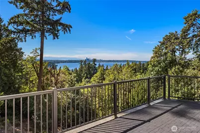 8430 SE 53rd Place, Mercer Island, WA 98040 - Photo 14