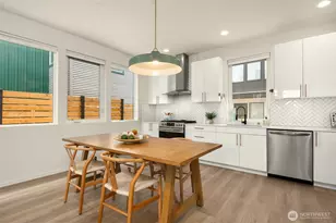 2429 NW 64th St, Seattle, WA 98107 - Photo 10
