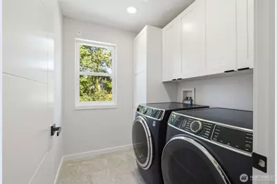 7511 Dumar Way SW, Seattle, WA 98106 - Photo 30