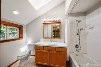 12721 27th Avenue NE, Seattle, WA 98125 - Photo 24