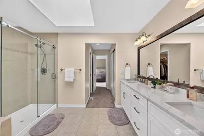 21939 NE 11th Street, Sammamish, WA 98074 - Photo 24