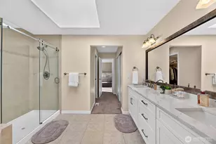 21939 NE 11th St, Sammamish, WA 98074 - Photo 24
