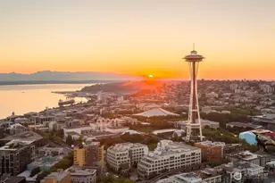 583 Battery St, Seattle, WA 98121 - Photo 32