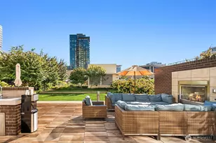 583 Battery St, Seattle, WA 98121 - Photo 18