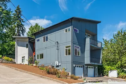 5426 31st Avenue S, Seattle, WA 98108 - Photo 2