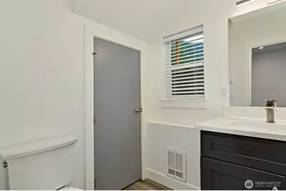 5426 31st Avenue S, Seattle, WA 98108 - Photo 32