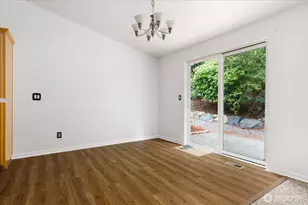 195 NW 12th Ct, Oak Harbor, WA 98277 - Photo 8