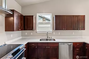 7634 E Montana St, Port Orchard, WA 98366 - Photo 10