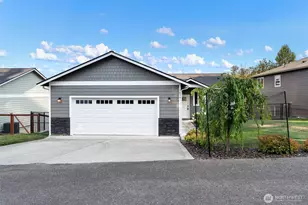 7634 E Montana St, Port Orchard, WA 98366 - Photo 38