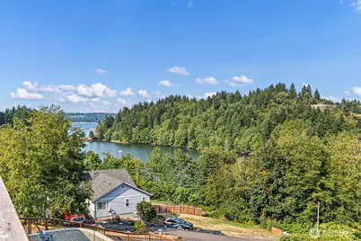 7634 E Montana Street, Port Orchard, WA 98366 - Photo 2