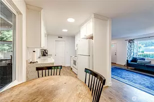 21925 2nd Ave SE, Bothell, WA 98021 - Photo 6