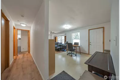 2399 McDonald Avenue, DuPont, WA 98327 - Photo 8