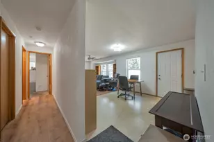 2399 McDonald Ave, DuPont, WA 98327 - Photo 8