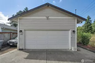2399 McDonald Ave, DuPont, WA 98327 - Photo 18