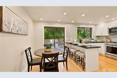 7520 86th Avenue SE, Mercer Island, WA 98040 - Photo 14