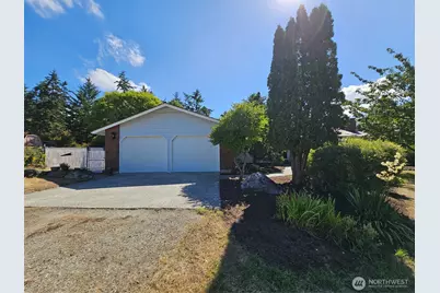 1445 Arnold Road, Oak Harbor, WA 98277 - Photo 1