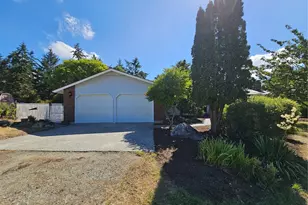 1445 Arnold Rd, Oak Harbor, WA 98277 - Photo 1