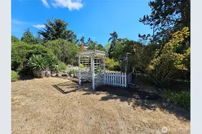 1445 Arnold Road, Oak Harbor, WA 98277 - Photo 34
