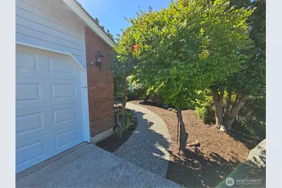 1445 Arnold Road, Oak Harbor, WA 98277 - Photo 2