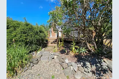 1445 Arnold Road, Oak Harbor, WA 98277 - Photo 32