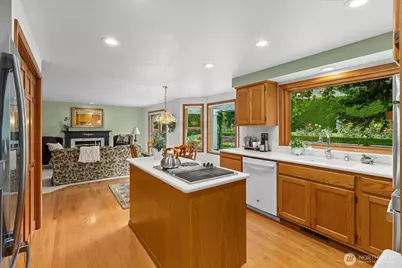 17906 Larch Way, Lynnwood, WA 98037 - Photo 12