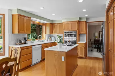 17906 Larch Way, Lynnwood, WA 98037 - Photo 10