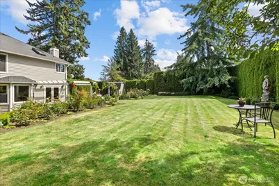 17906 Larch Way, Lynnwood, WA 98037 - Photo 36